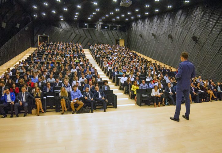 konferencja konferencja